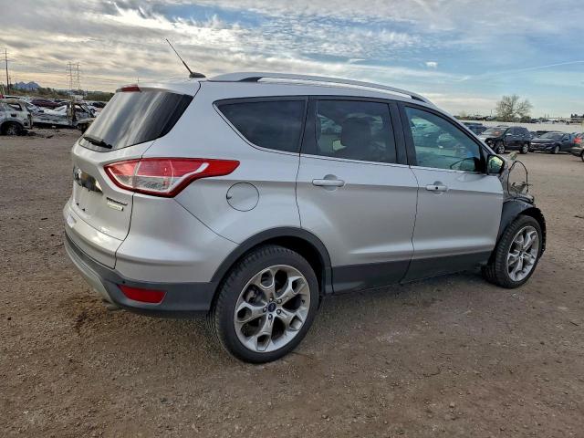 Ford Escape Titanium Image 13
