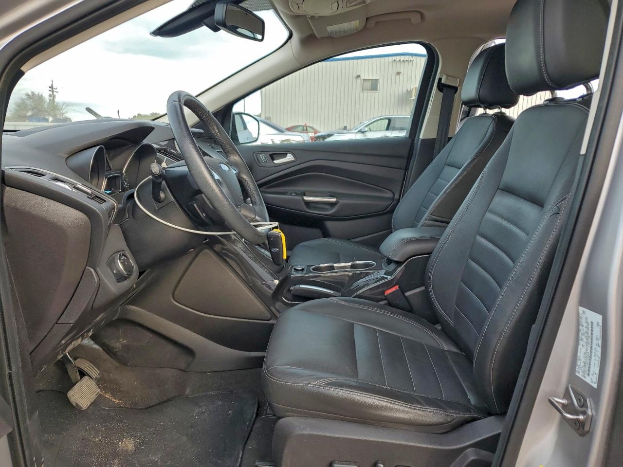 Ford Escape Titanium Image 5