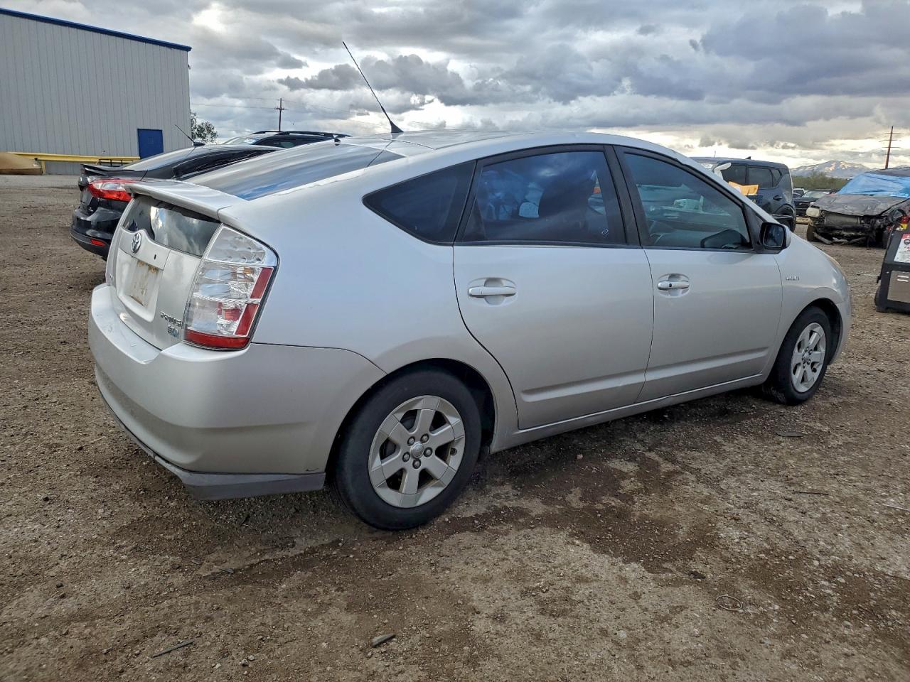 Toyota Prius Image 11