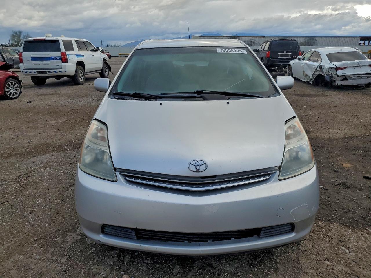 Toyota Prius Image 6