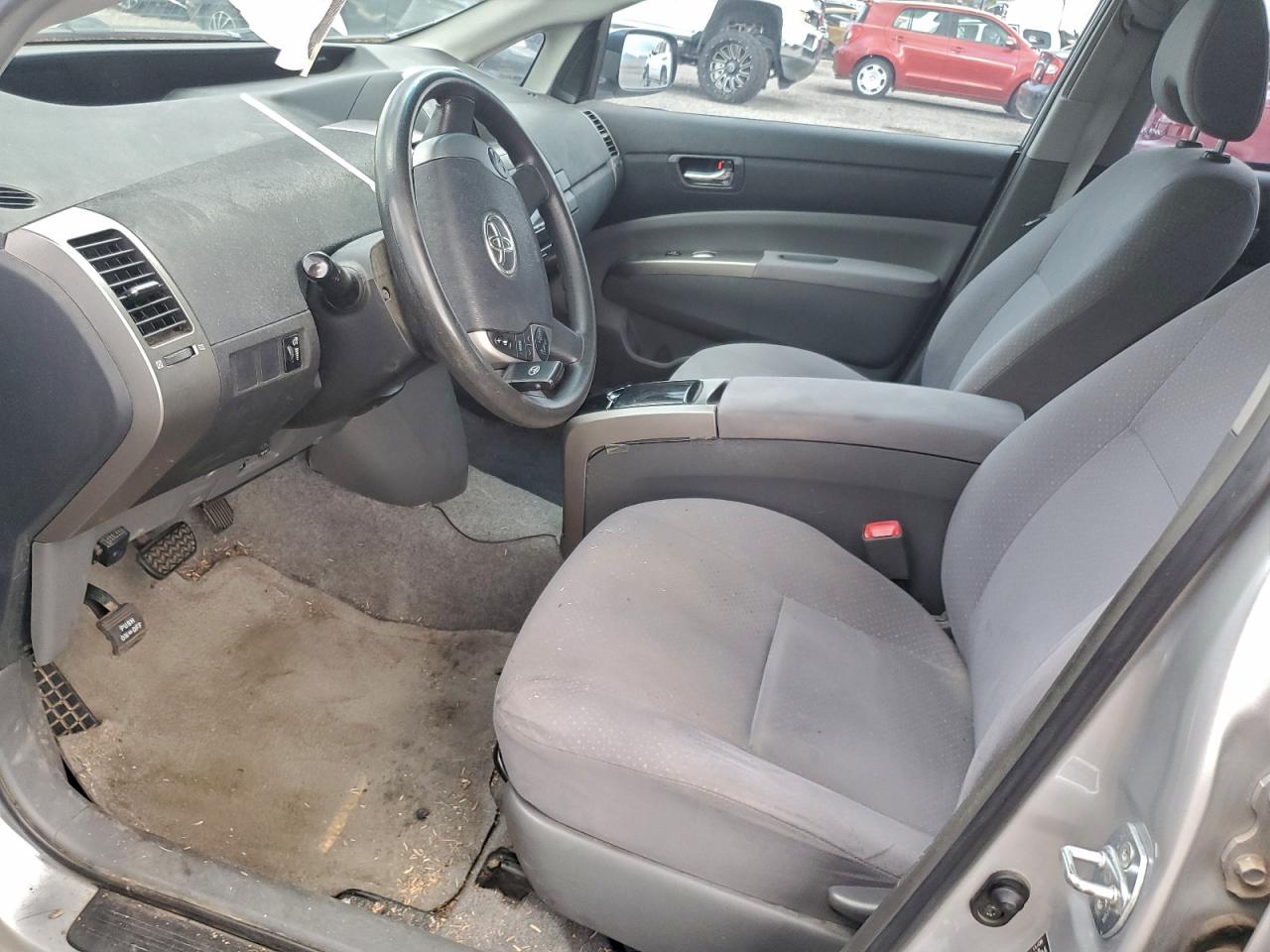 Toyota Prius Image 9