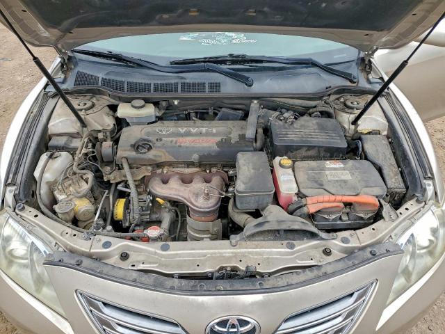 Toyota Camry Hybrid Image 11