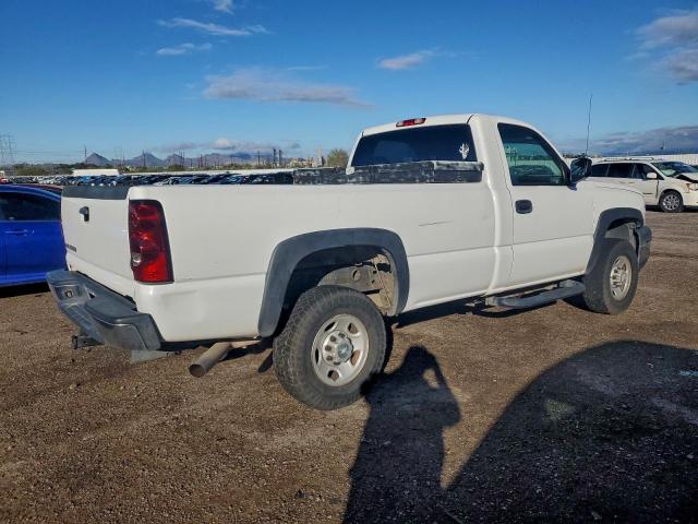 Chevrolet Silverado C2500 Heavy Duty Image 3