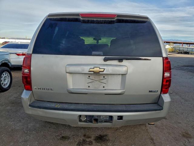 Chevrolet Tahoe C1500 Image 4