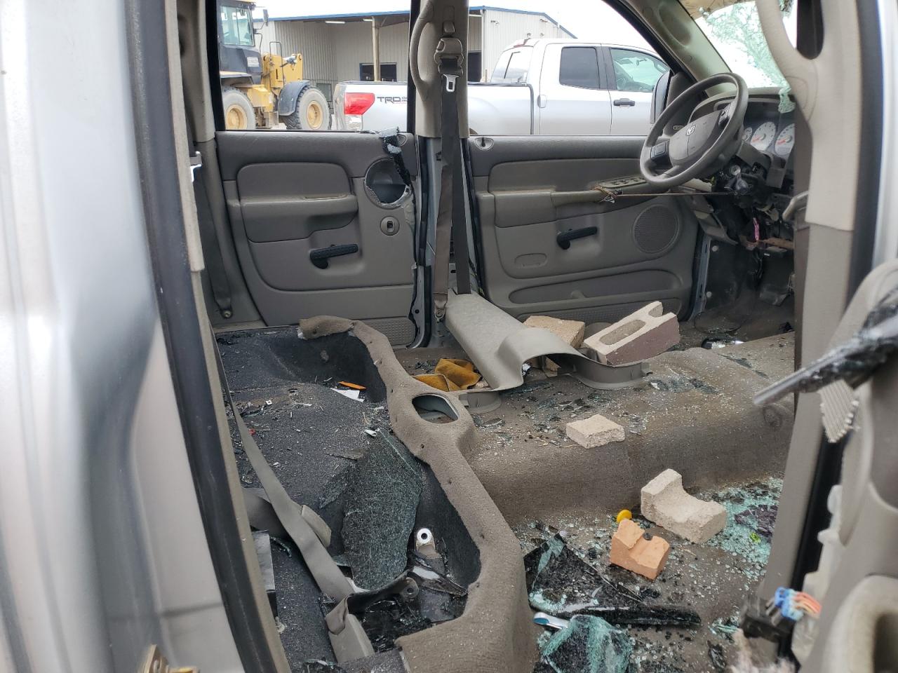 Dodge Ram 1500 St Image 11