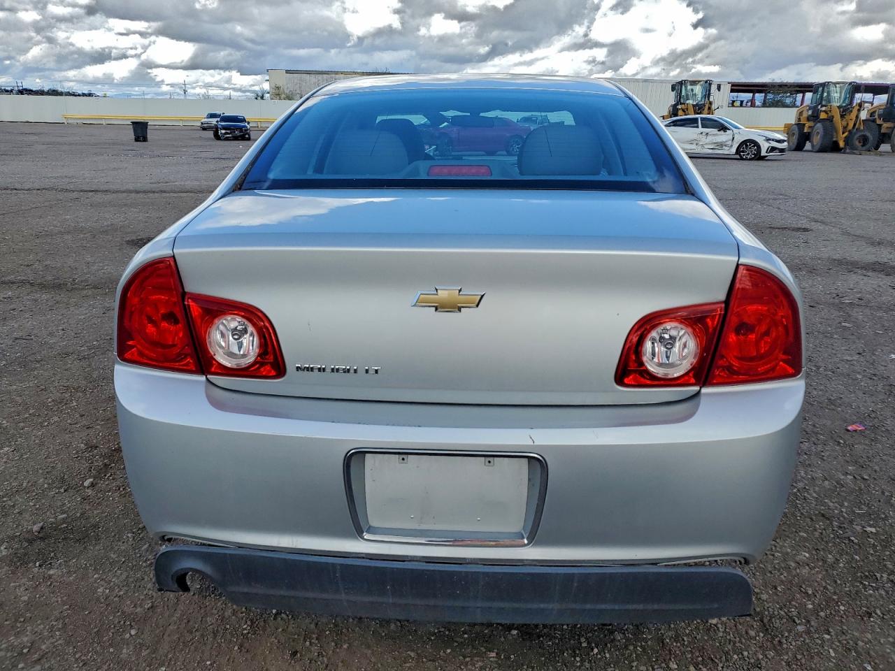 Chevrolet Malibu 1lt Image 8