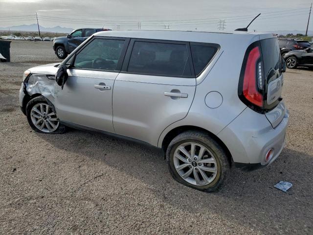 Kia Soul + Image 10