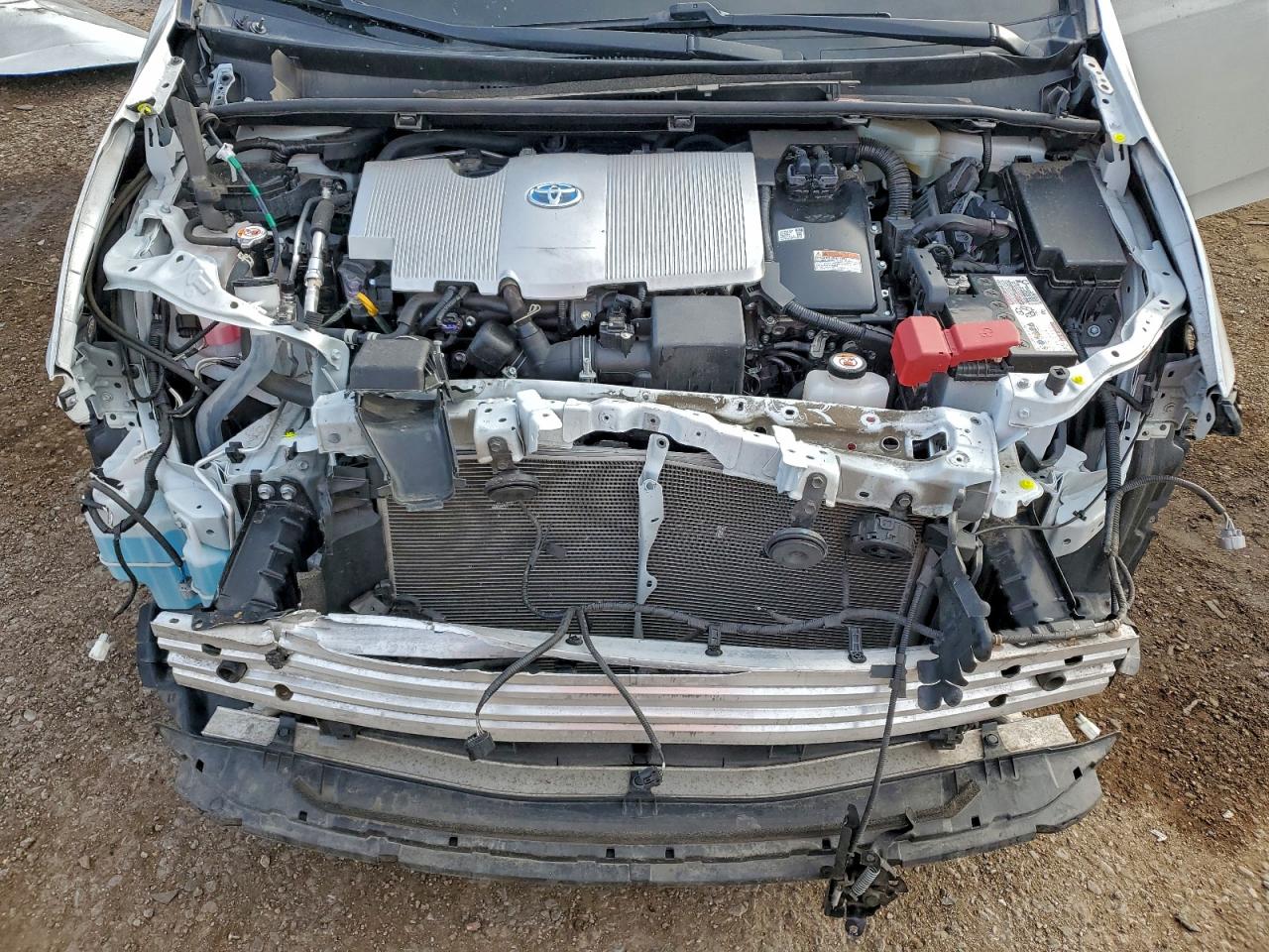 Toyota Prius Le Image 12