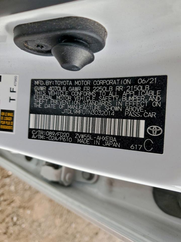 Toyota Prius Le Image 9