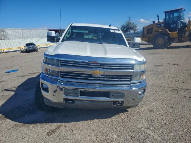 Chevrolet Silverado C2500 Heavy Duty Image 12