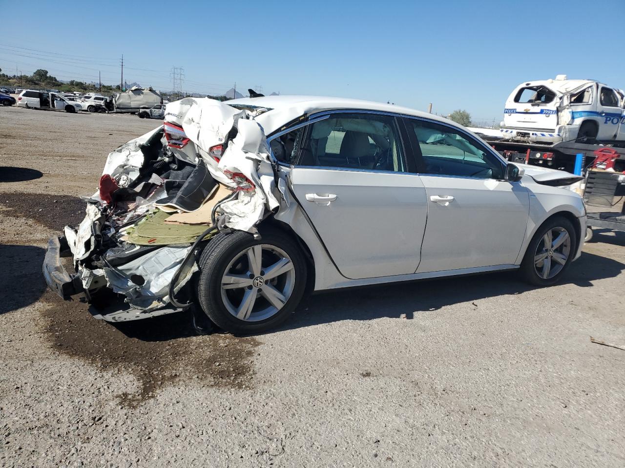 Volkswagen Passat S Image 6