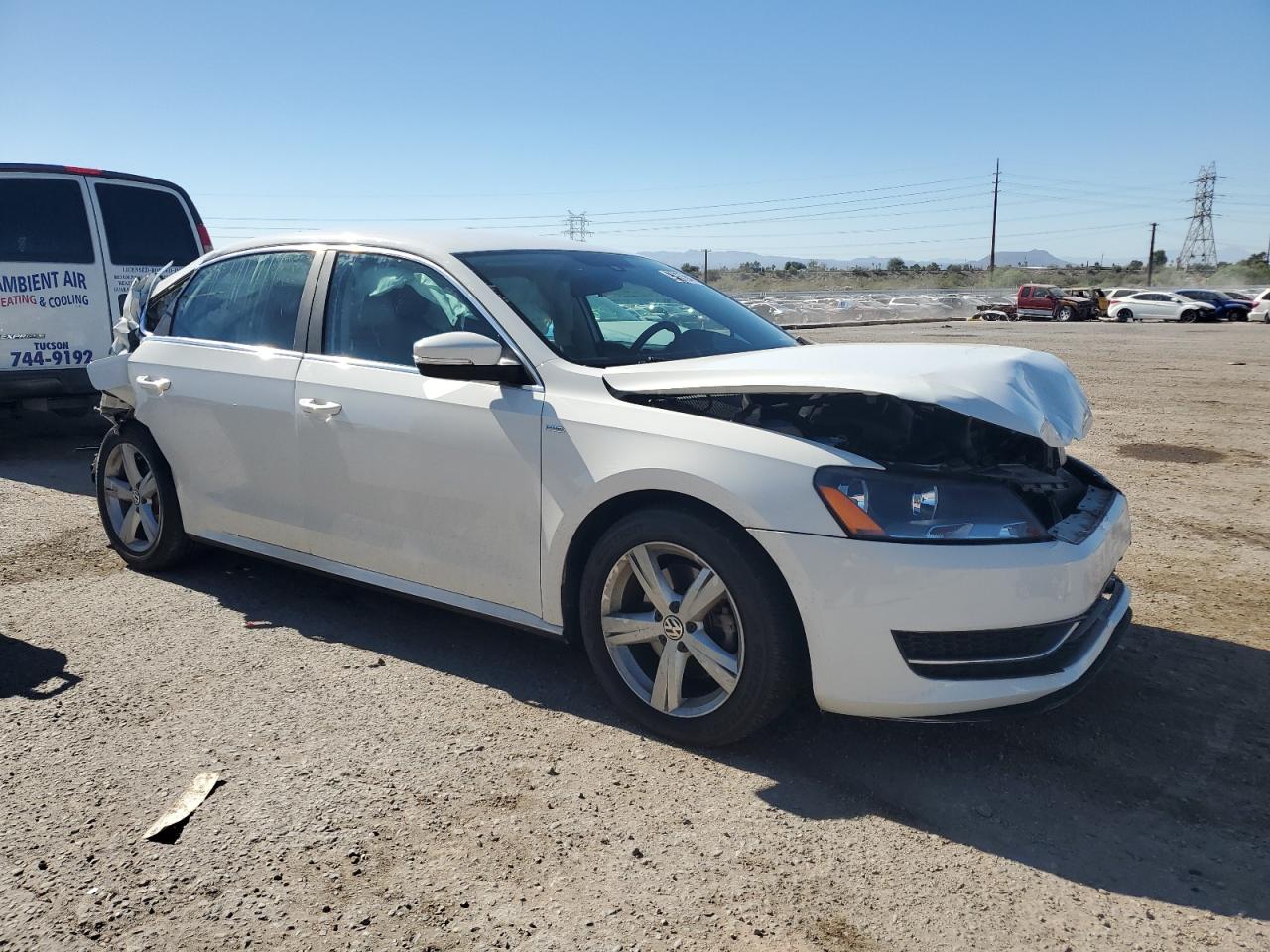 Volkswagen Passat S Image 13