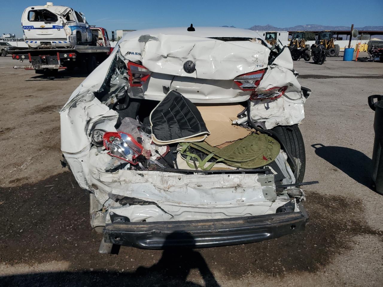 Volkswagen Passat S Image 11