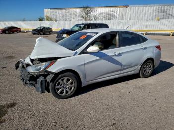  Salvage Hyundai ACCENT