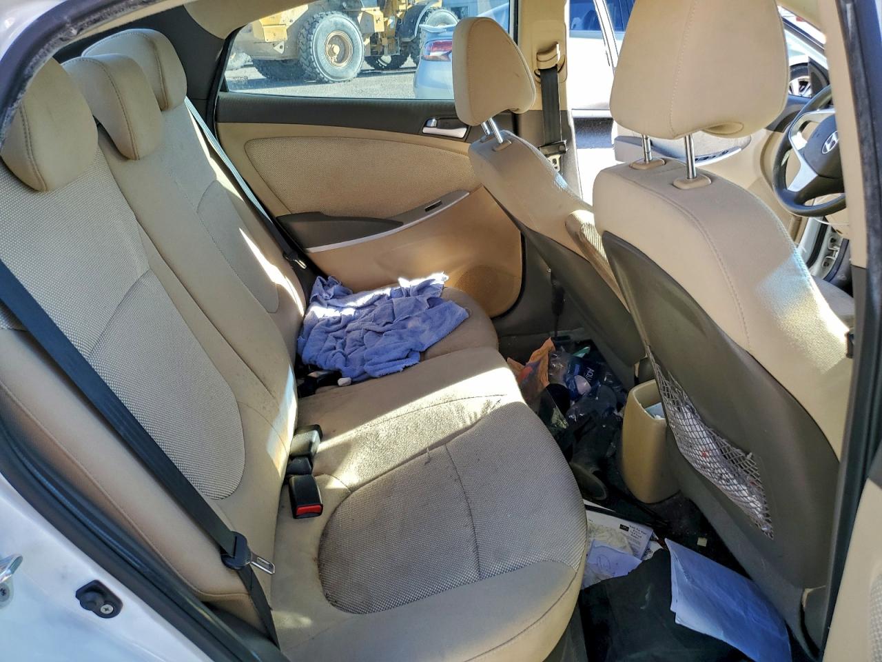 Hyundai ACCENT Gls Image 3