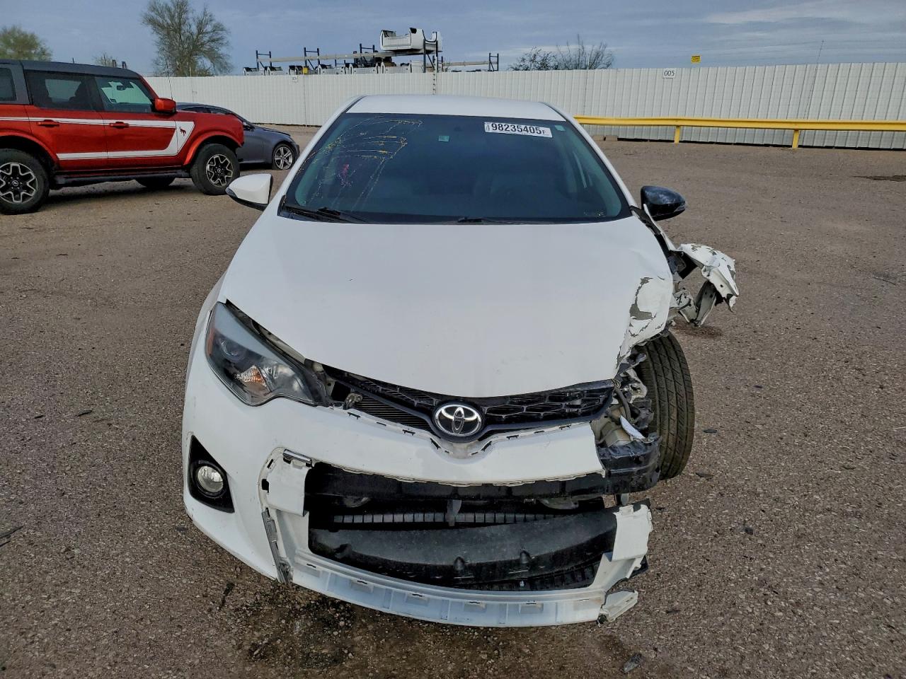 Toyota Corolla L Image 8