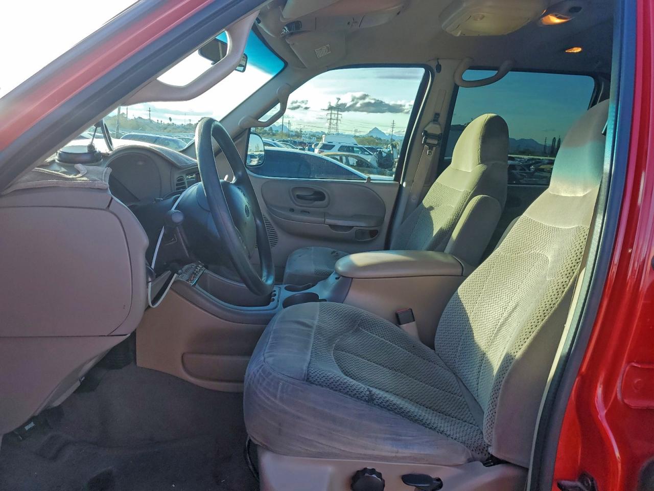 Ford F-150 Supercrew Image 5