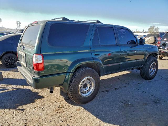 Toyota 4Runner Sr5 Image 3